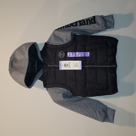 Timberland Boys Jacket with Hood and Lining inside. - Picture 3 of 7